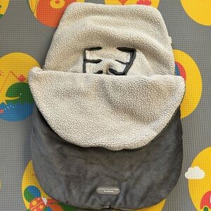 JJ Cole Bundle Me Stroller and Car Seat Cover